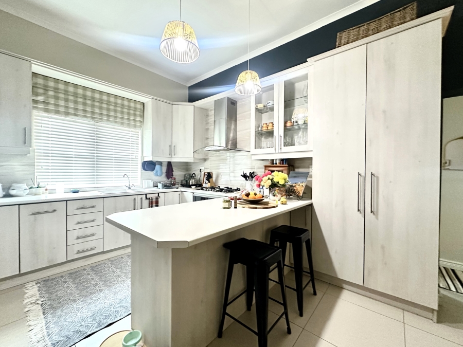 To Let 3 Bedroom Property for Rent in Riebeek West Western Cape